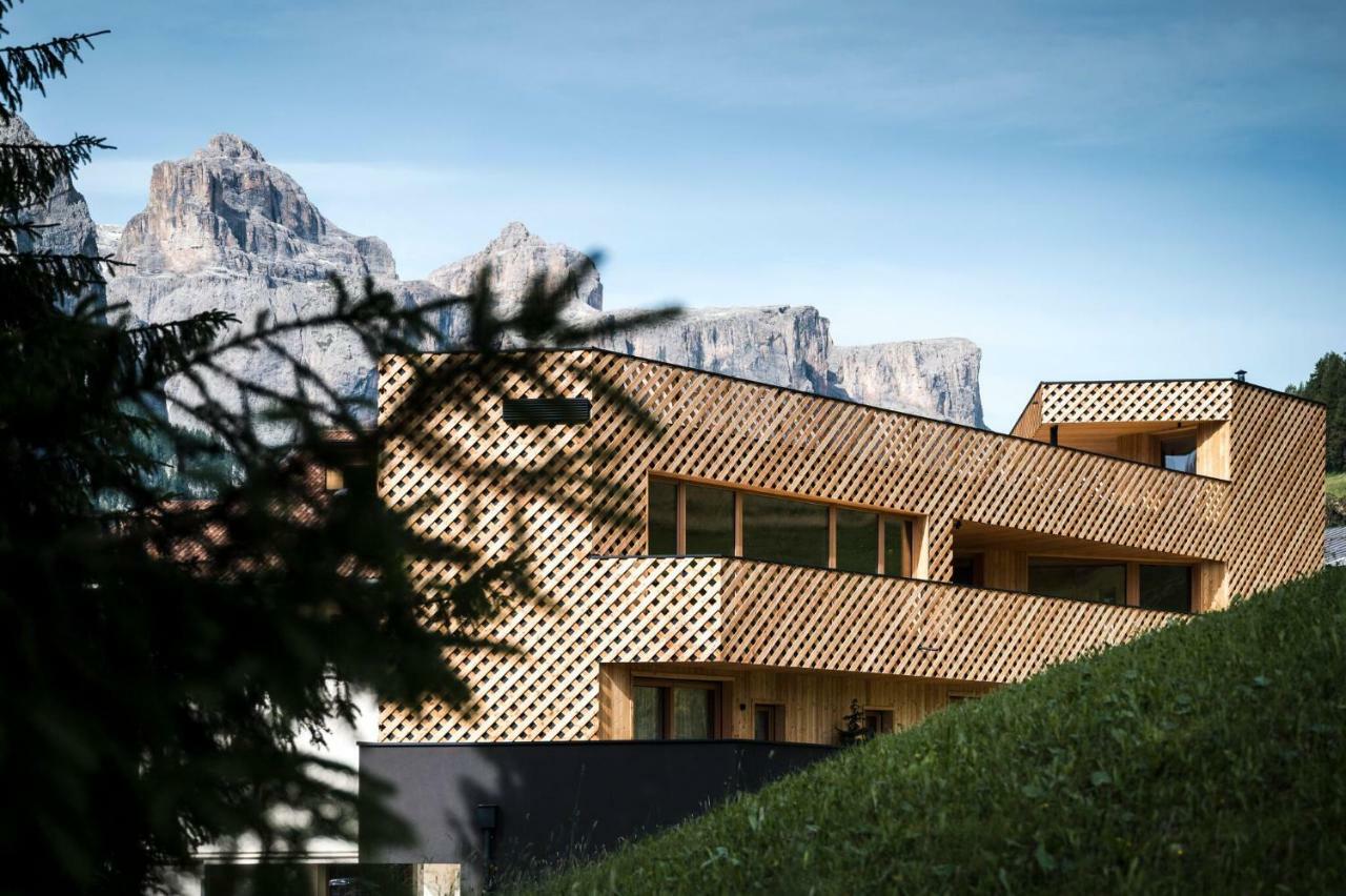 Hotel Pradat Corvara In Badia Exterior foto